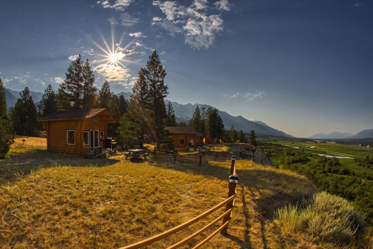The Raven'S Nest Resort & Campground Фермонт-Гот-Спрінгс Екстер'єр фото