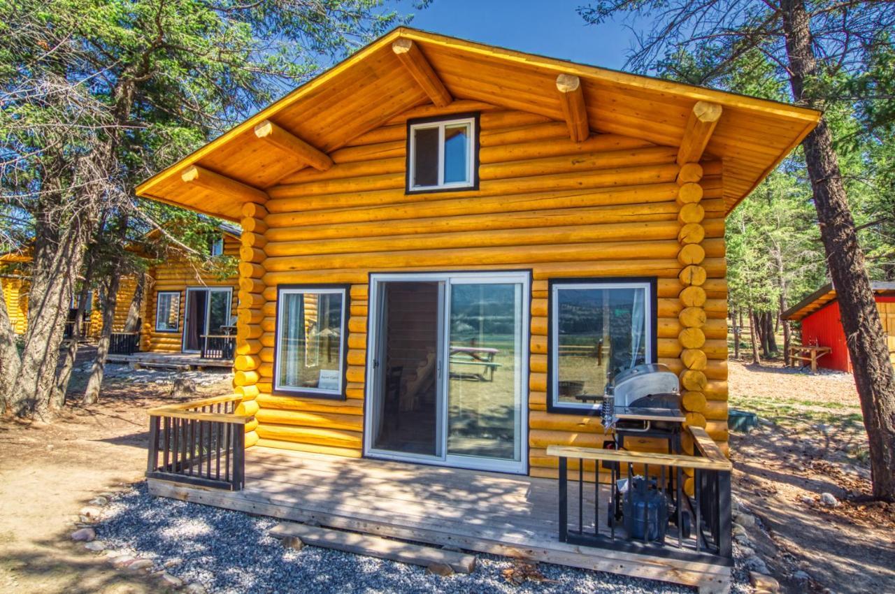The Raven'S Nest Resort & Campground Фермонт-Гот-Спрінгс Екстер'єр фото