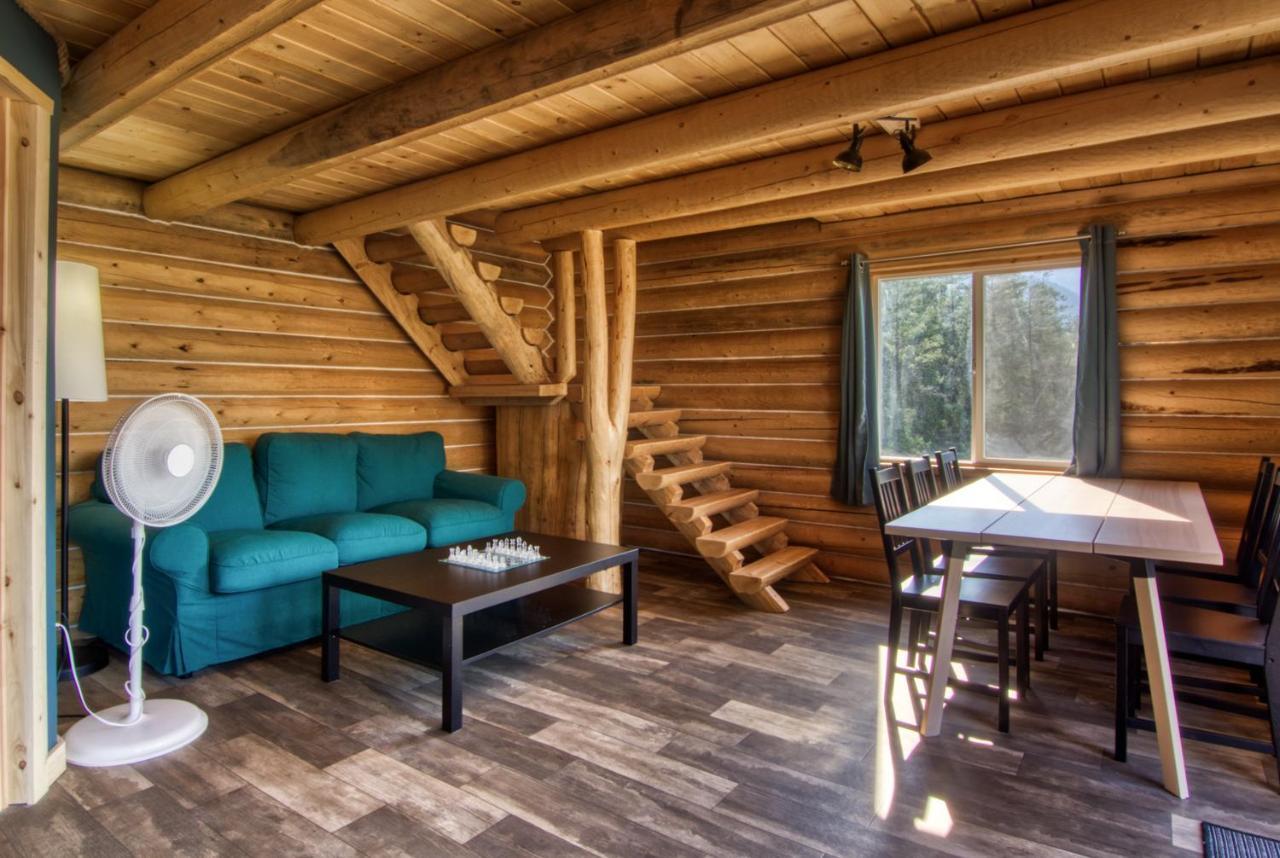 The Raven'S Nest Resort & Campground Фермонт-Гот-Спрінгс Екстер'єр фото
