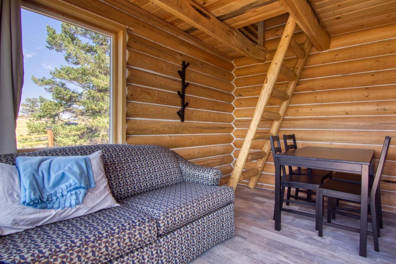 The Raven'S Nest Resort & Campground Фермонт-Гот-Спрінгс Екстер'єр фото