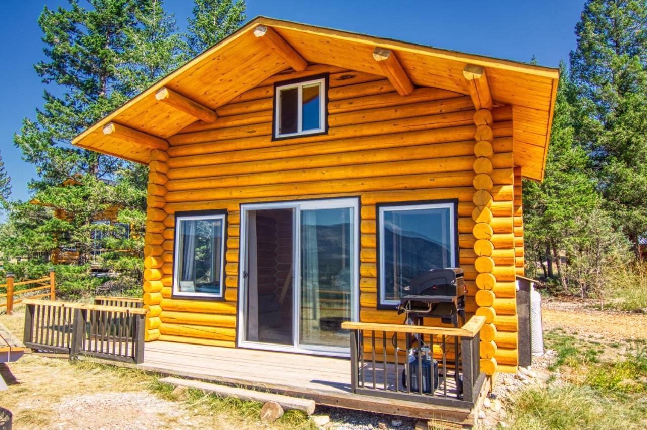 The Raven'S Nest Resort & Campground Фермонт-Гот-Спрінгс Екстер'єр фото